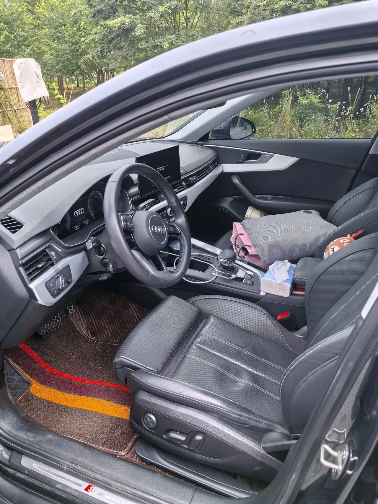 2020 Audi A4L 2.0T 190HP L4 7DCT,autocango,china used car exporter,china ev exporter,chinese used car exporter,chinese used ev exporter