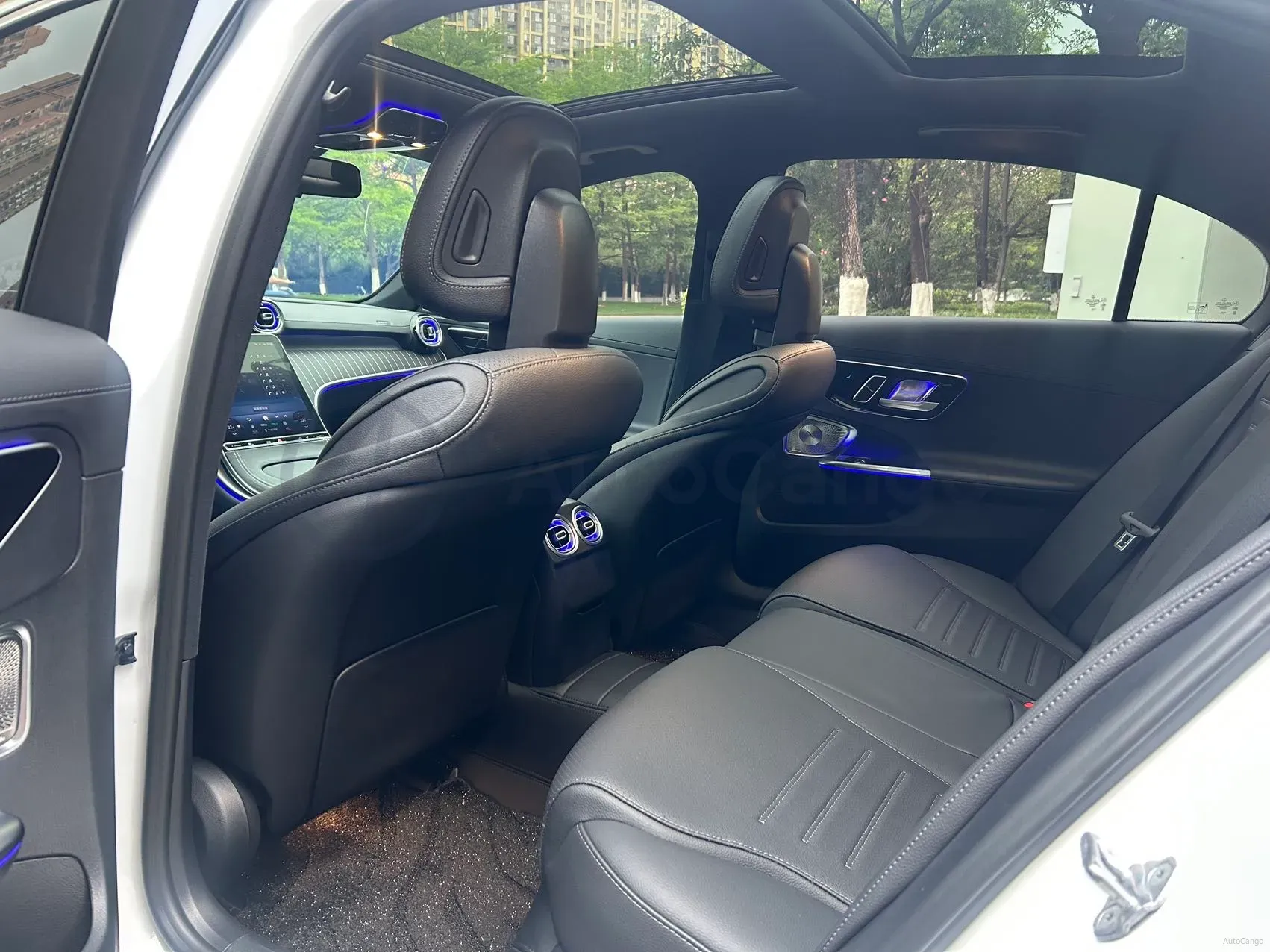 2023 Mercedes-Benz C Class 1.5T 204HP L4 9AT,autocango,china used car exporter,china ev exporter,chinese used car exporter,chinese used ev exporter