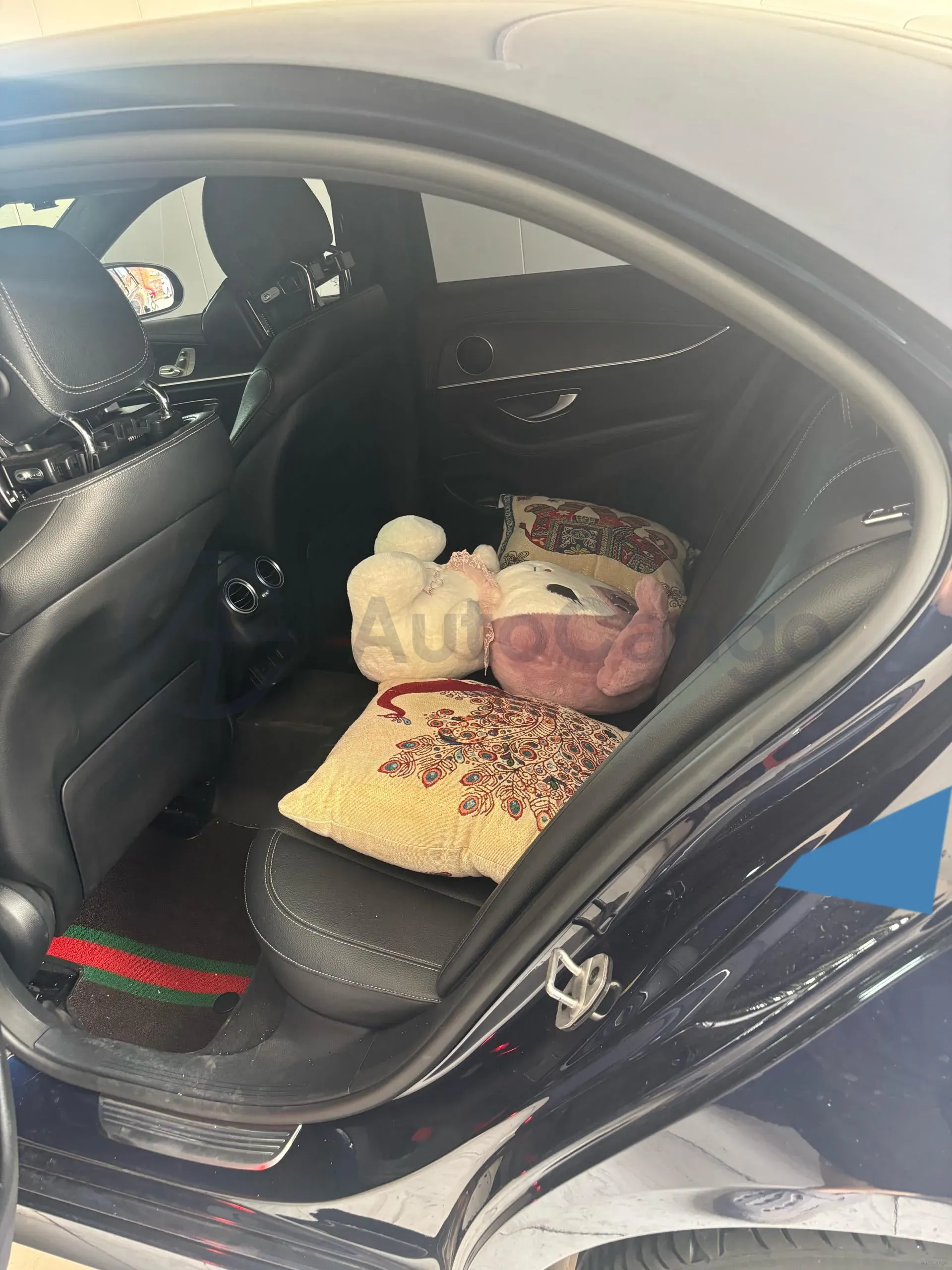 2021 Mercedes-Benz E Class 2.0T 197HP L4 9AT,autocango,china used car exporter,china ev exporter,chinese used car exporter,chinese used ev exporter