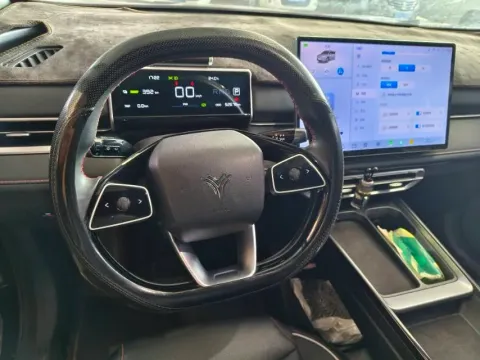 2022 MAXUS T70 2.0T 163HP L4 6AT,autocango,china used car exporter,china ev exporter,chinese used car exporter,chinese used ev exporter