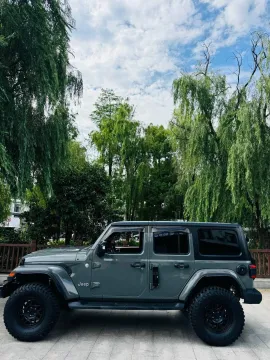 2018 Jeep Wrangler 2.0T 266HP L4 8AT,autocango,china used car exporter,china ev exporter,chinese used car exporter,chinese used ev exporter