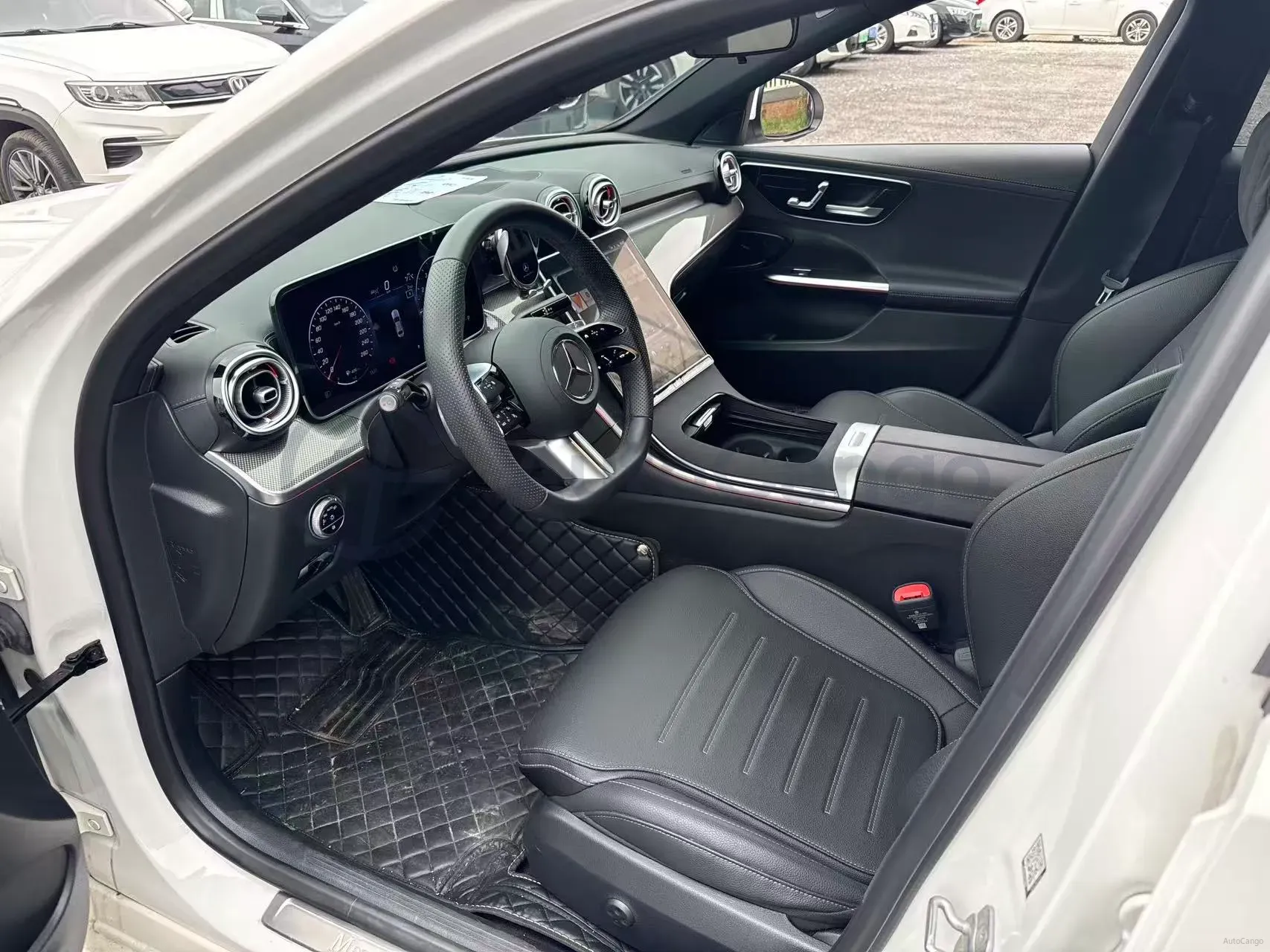2024 Mercedes-Benz C Class 1.5T 204HP L4 9AT,autocango,china used car exporter,china ev exporter,chinese used car exporter,chinese used ev exporter