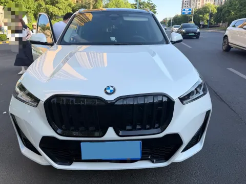 2025 BMW X1 2.0T 204HP L4 7DCT