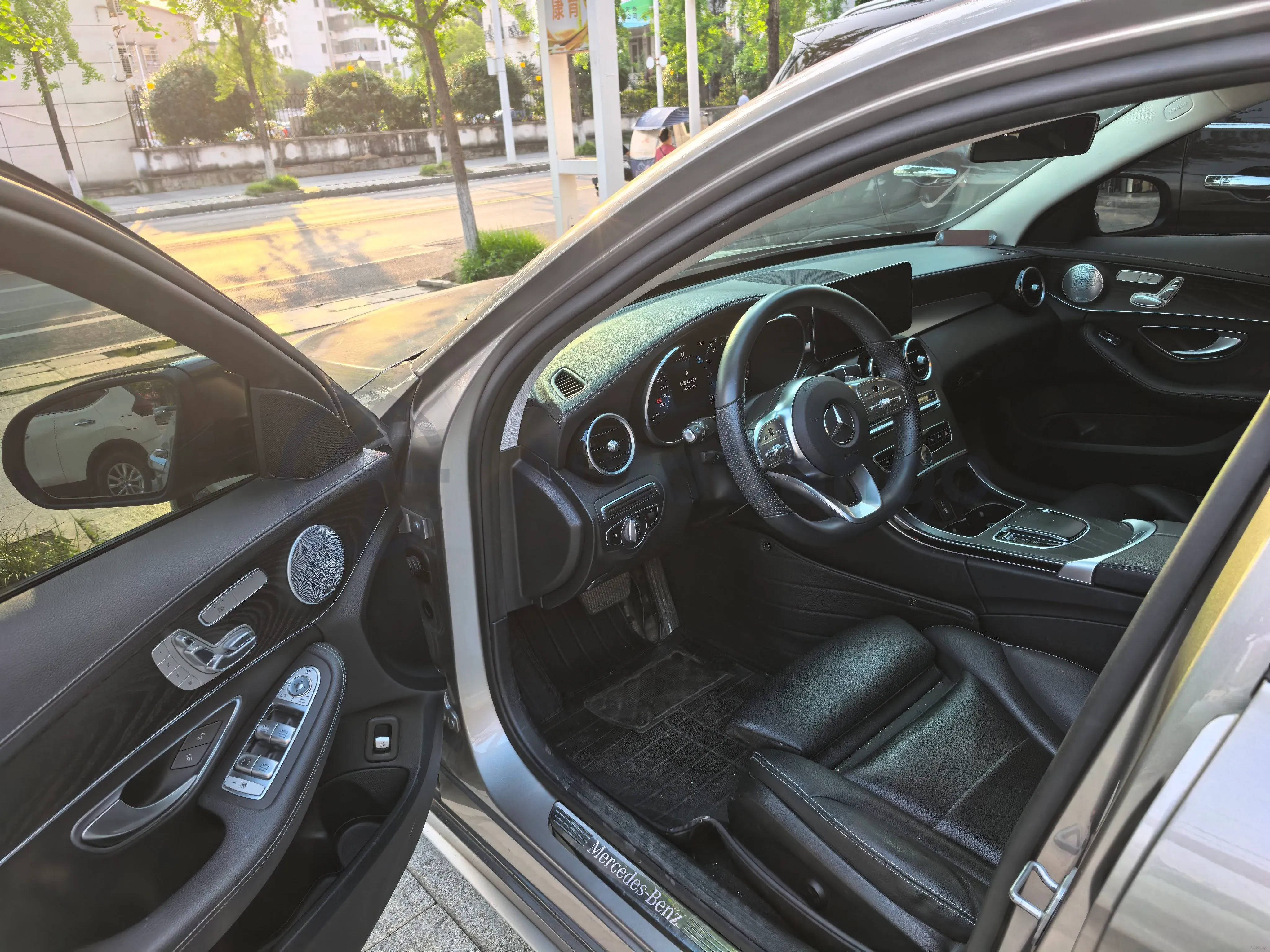 2021 Mercedes-Benz C Class 1.5T 184HP L4 9AT,autocango,china used car exporter,china ev exporter,chinese used car exporter,chinese used ev exporter