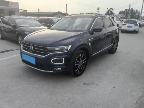 2021 VOLKSWAGEN T-ROC,autocango,china used car exporter,china ev exporter,chinese used car exporter,chinese used ev exporter