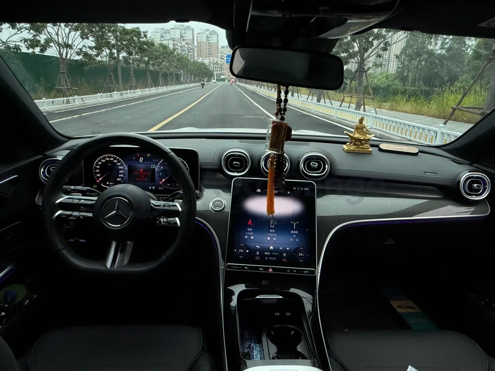 2024 Mercedes-Benz C Class 1.5T 204HP L4 9AT,autocango,china used car exporter,china ev exporter,chinese used car exporter,chinese used ev exporter