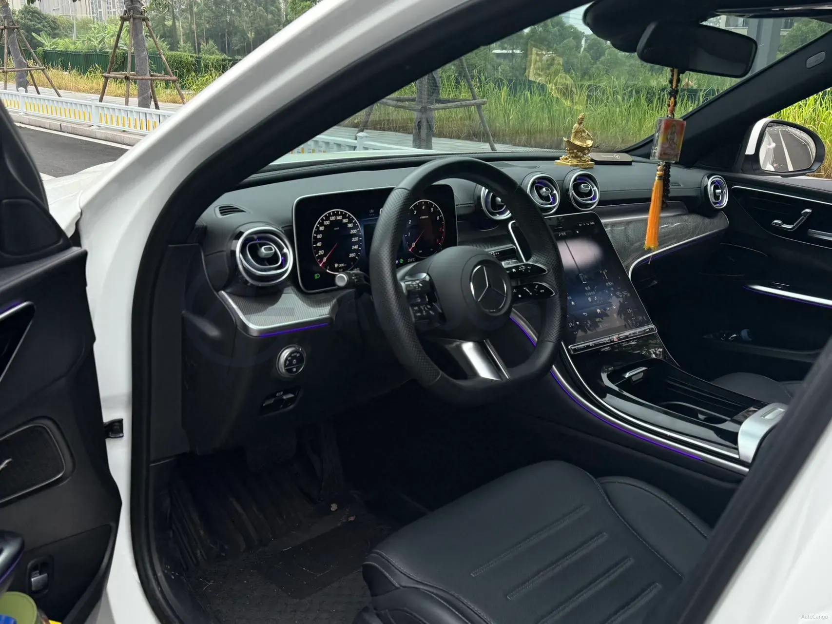 2024 Mercedes-Benz C Class 1.5T 204HP L4 9AT,autocango,china used car exporter,china ev exporter,chinese used car exporter,chinese used ev exporter