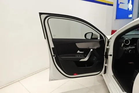 2021 Mercedes-Benz A Class 1.3T 136HP L4 7DCT
