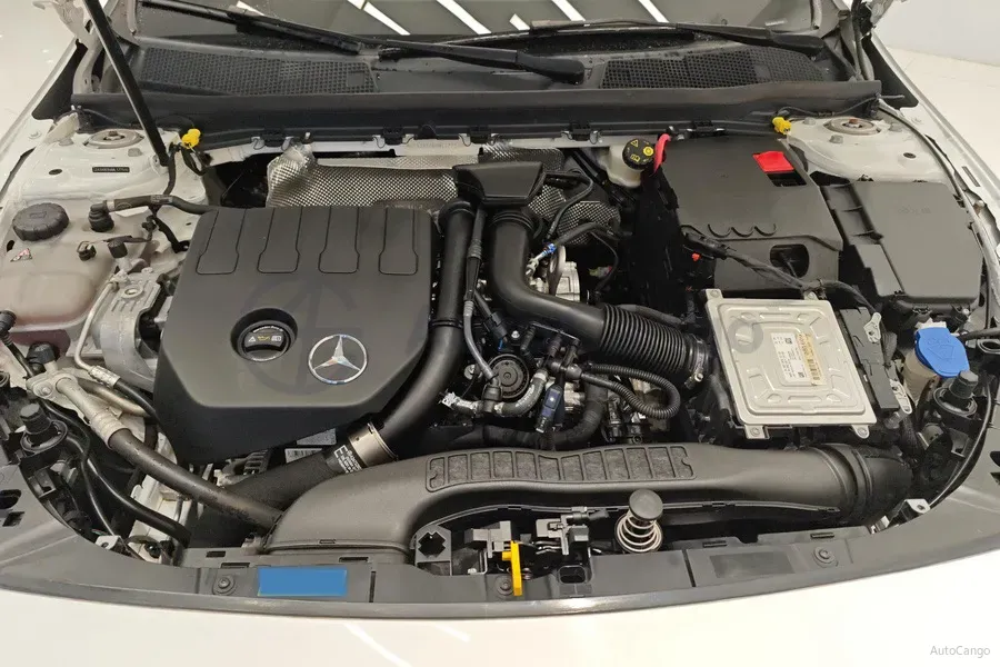 2021 Mercedes-Benz A Class 1.3T 136HP L4 7DCT,autocango,china used car exporter,china ev exporter,chinese used car exporter,chinese used ev exporter