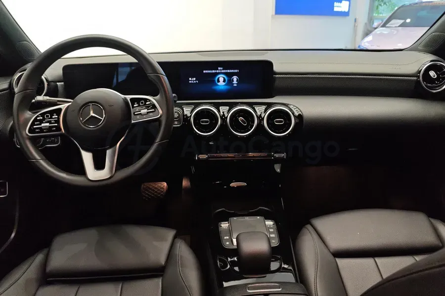 2021 Mercedes-Benz A Class 1.3T 136HP L4 7DCT,autocango,china used car exporter,china ev exporter,chinese used car exporter,chinese used ev exporter