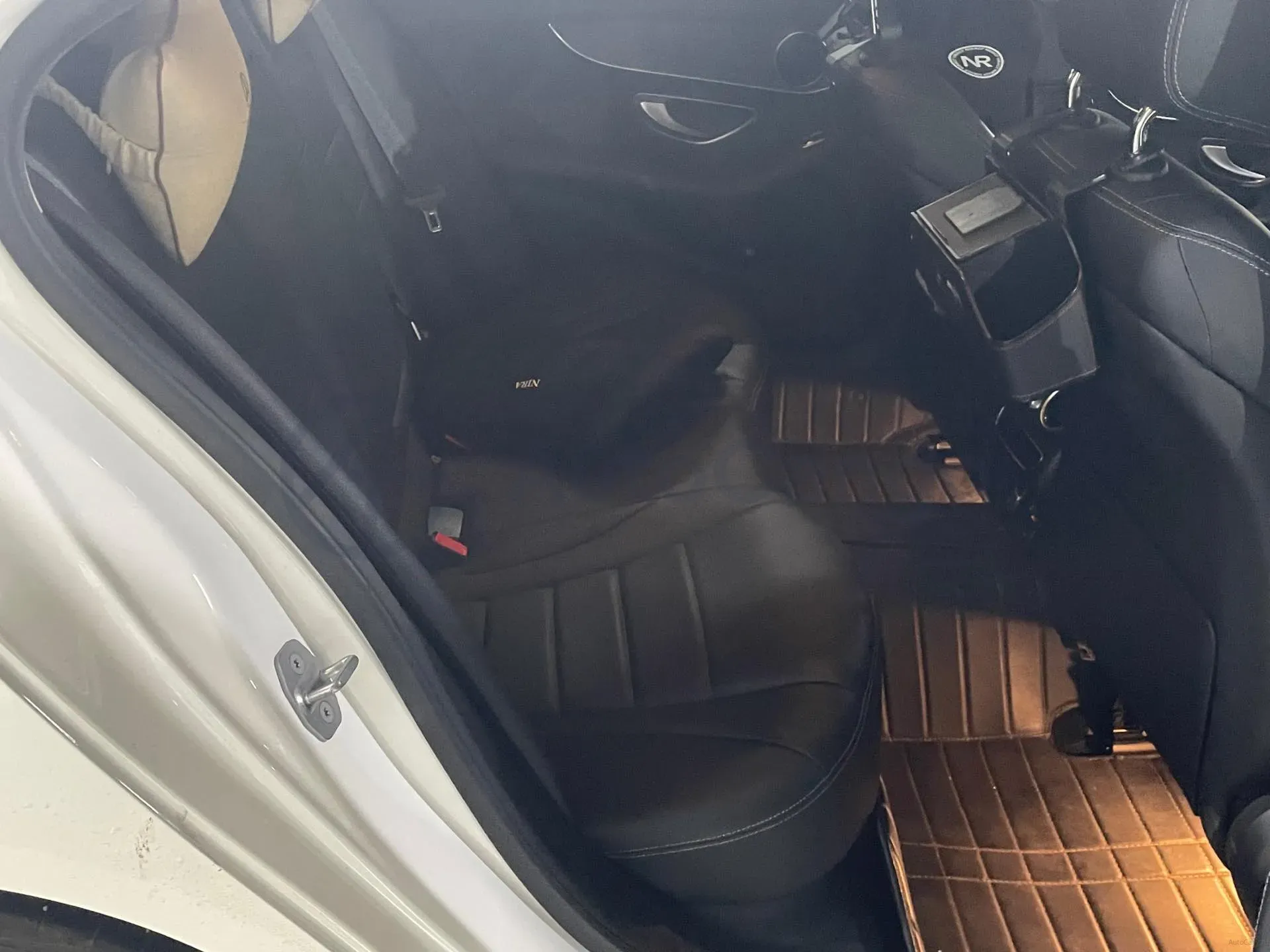 2021 Mercedes-Benz C Class 1.5T 156HP L4 9AT,autocango,china used car exporter,china ev exporter,chinese used car exporter,chinese used ev exporter