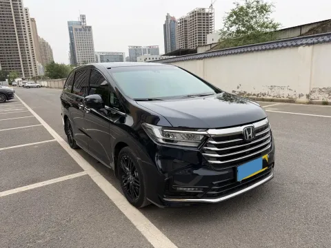 2022 Honda Odyssey 2.0L 146HP L4 E-CVT Hybrid