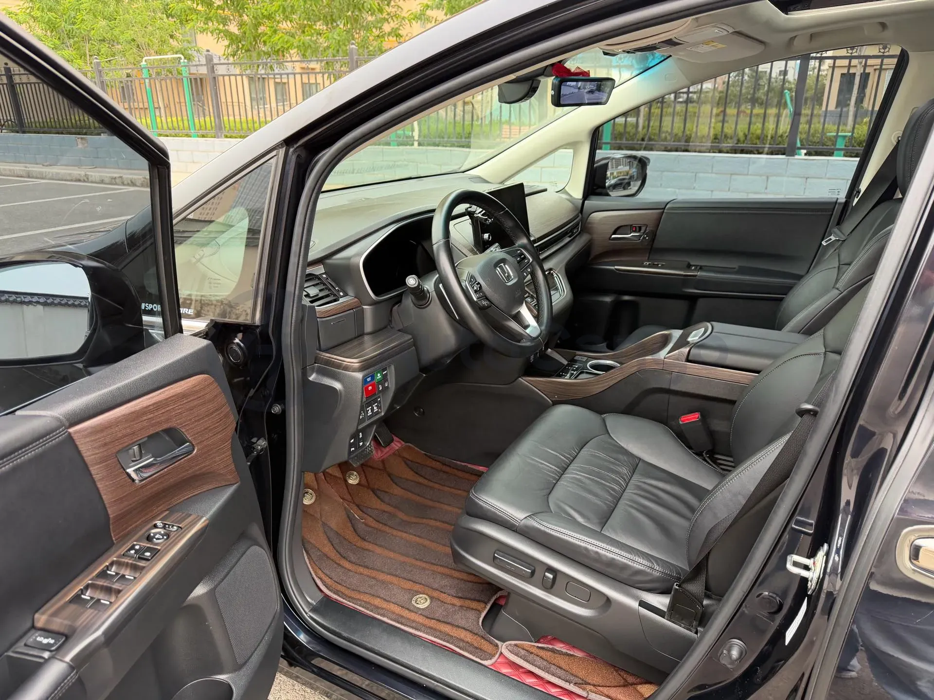 2022 Honda Odyssey 2.0L 146HP L4 E-CVT Hybrid,autocango,china used car exporter,china ev exporter,chinese used car exporter,chinese used ev exporter