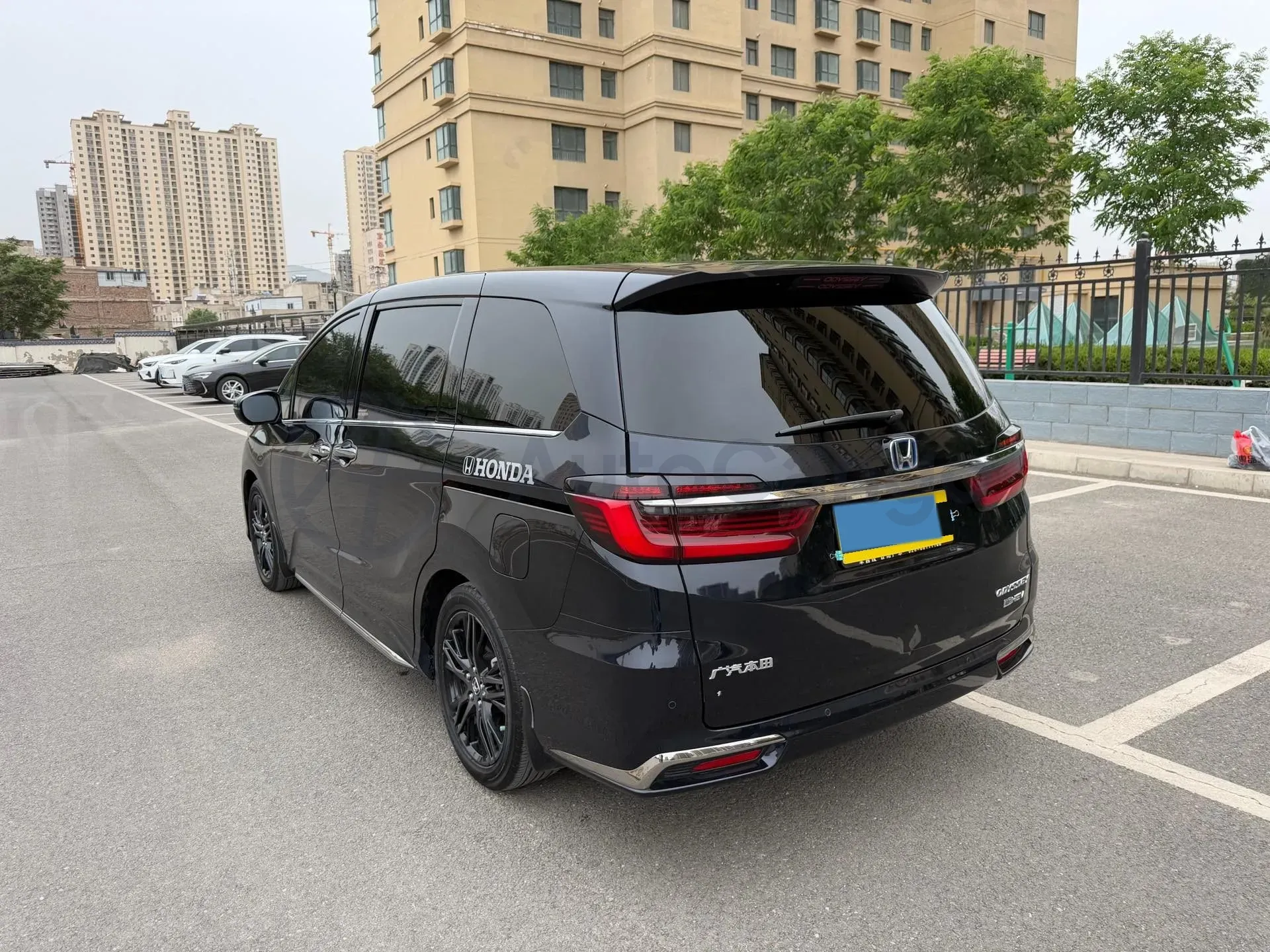 2022 Honda Odyssey 2.0L 146HP L4 E-CVT Hybrid,autocango,china used car exporter,china ev exporter,chinese used car exporter,chinese used ev exporter