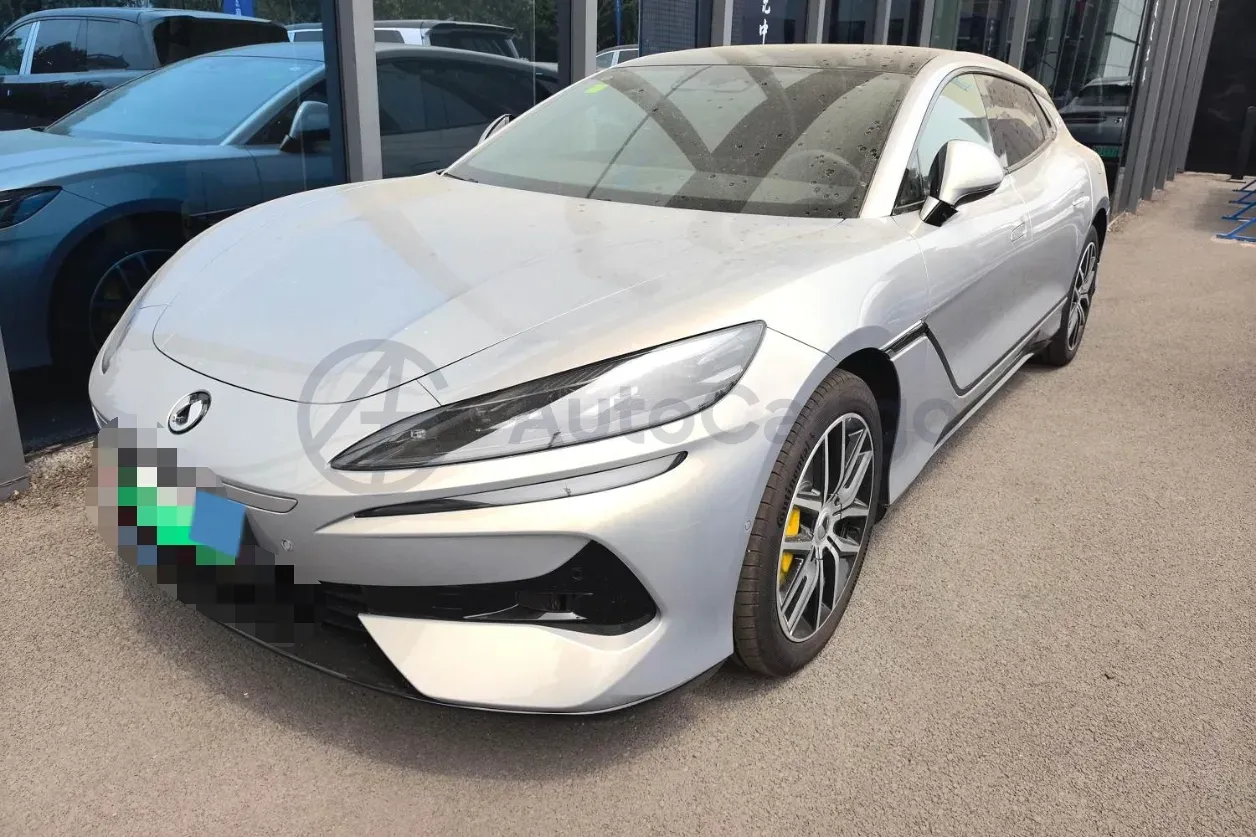 2024 Denza DenzaZ9GT 2.0T 207HP L4 E-CVT PHEV 38.5KWH,autocango,china used car exporter,china ev exporter,chinese used car exporter,chinese used ev exporter