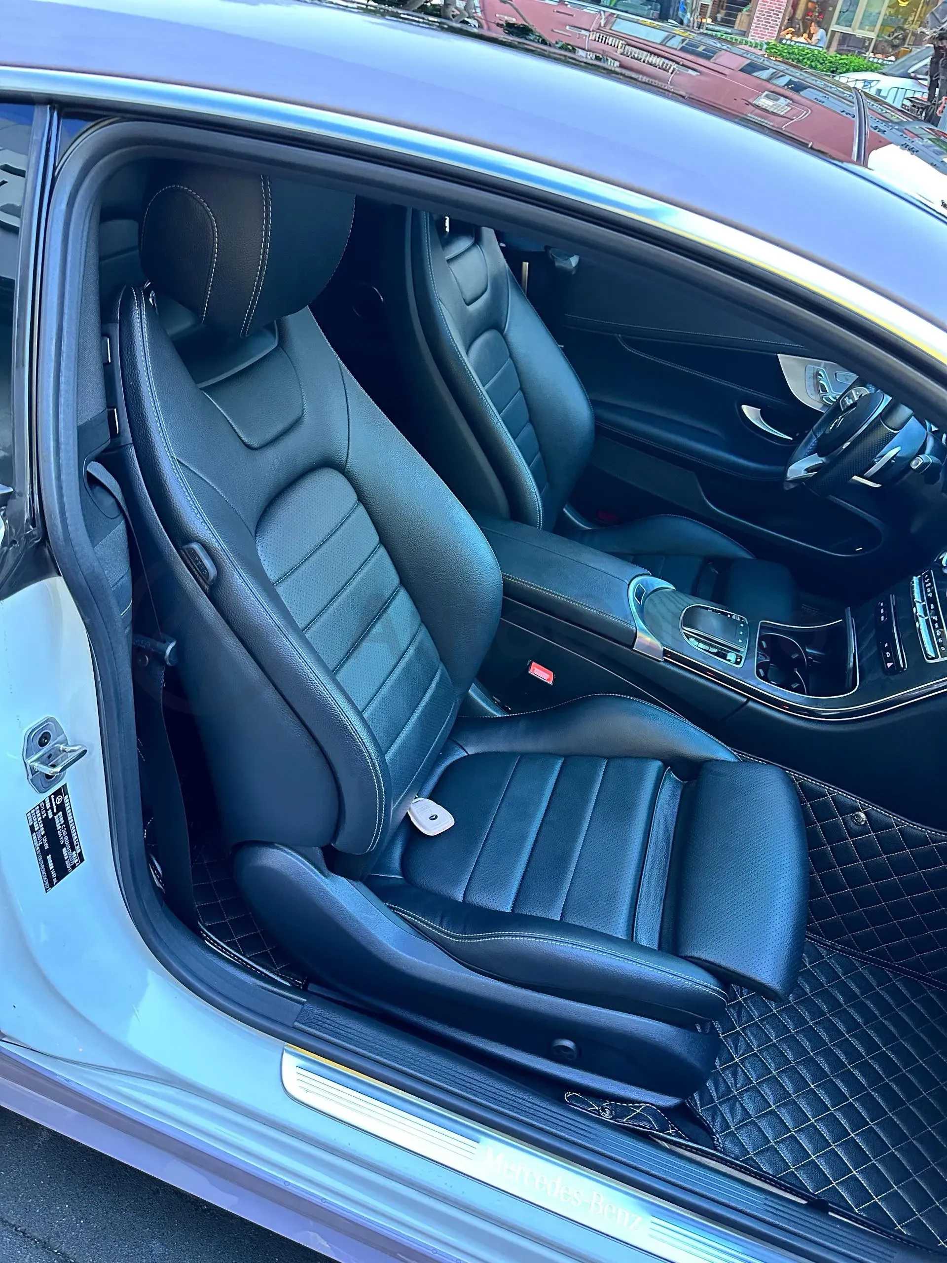 2021 Mercedes-Benz C Class 1.5T 184HP L4 9AT,autocango,china used car exporter,china ev exporter,chinese used car exporter,chinese used ev exporter
