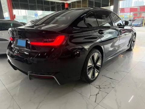 2025 BMW i3 BEV 79.05KWH