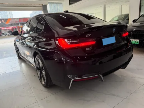 2025 BMW i3 BEV 79.05KWH