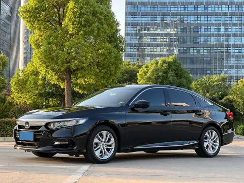 2018 HONDA ACCORD,autocango,china used car exporter,china ev exporter,chinese used car exporter,chinese used ev exporter