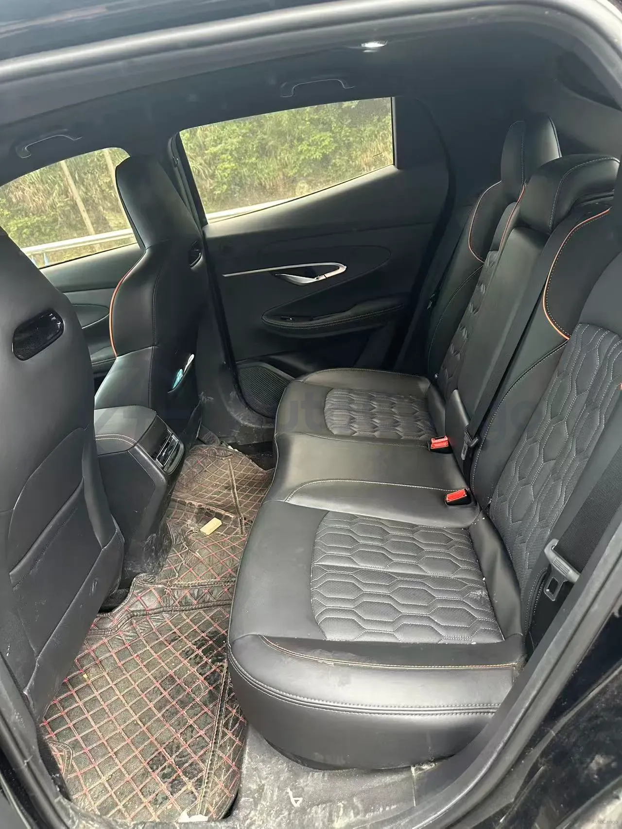 2023 ChangAn UNI-T 1.5T 188HP L4 7DCT,autocango,china used car exporter,china ev exporter,chinese used car exporter,chinese used ev exporter