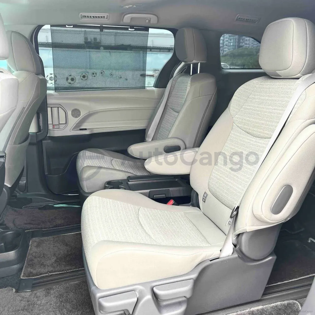 2023 Toyota Sienna 2.5L 189HP L4 E-CVT Hybrid,autocango,china used car exporter,china ev exporter,chinese used car exporter,chinese used ev exporter