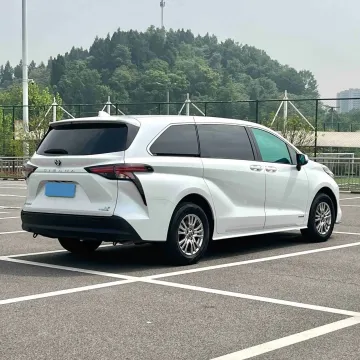 2023 Toyota Sienna 2.5L 189HP L4 E-CVT Hybrid