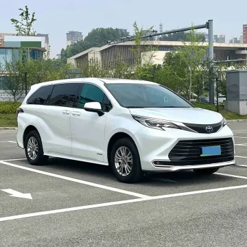 2023 Toyota Sienna 2.5L 189HP L4 E-CVT Hybrid