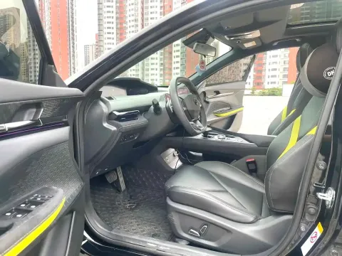 2022 ChangAn UNI-V 1.5T 188HP L4 7DCT