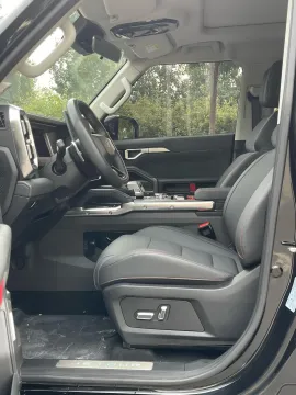 2023 Jetour Traveller 2.0T 254HP L4 7DCT,autocango,china used car exporter,china ev exporter,chinese used car exporter,chinese used ev exporter