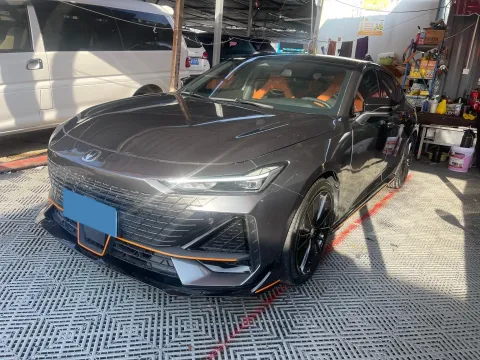 2023 CHANGAN UNI-V,autocango,china used car exporter,china ev exporter,chinese used car exporter,chinese used ev exporter