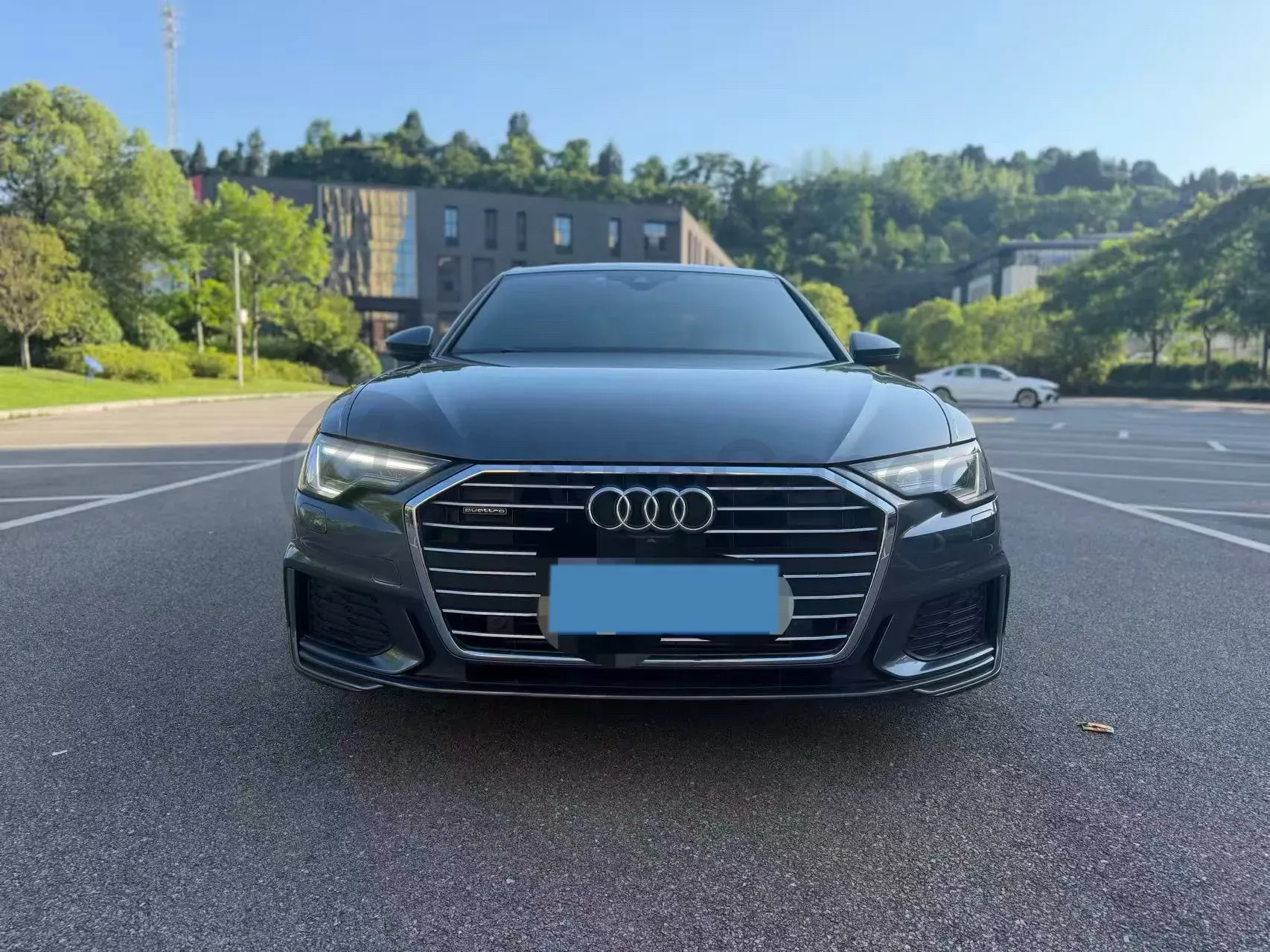 2021 Audi A6L 2.0T 224HP L4 7DCT,autocango,china used car exporter,china ev exporter,chinese used car exporter,chinese used ev exporter