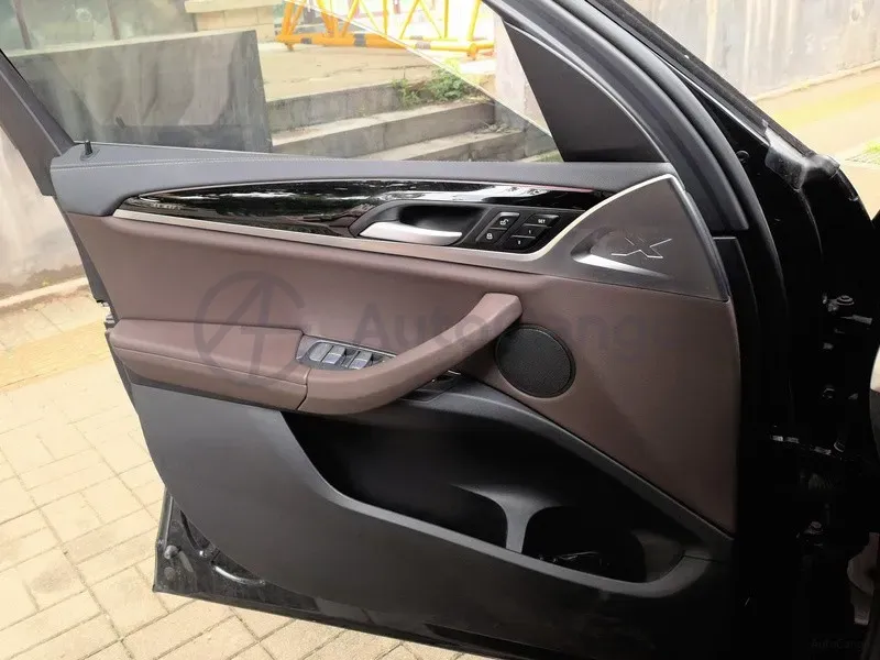 2022 BMW X3 2.0T 184HP L4 8AT,autocango,china used car exporter,china ev exporter,chinese used car exporter,chinese used ev exporter