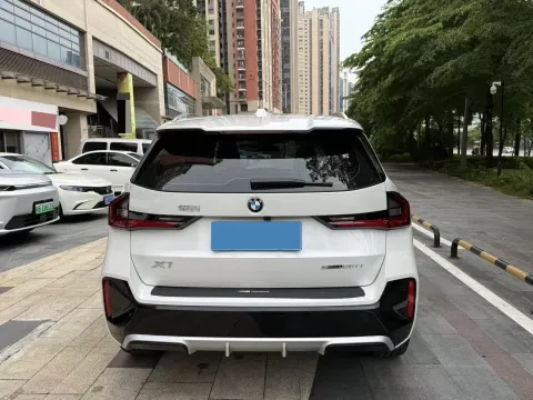2025 BMW X1 2.0T 204HP L4 7DCT