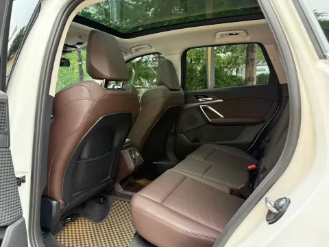 2025 BMW X1 2.0T 204HP L4 7DCT