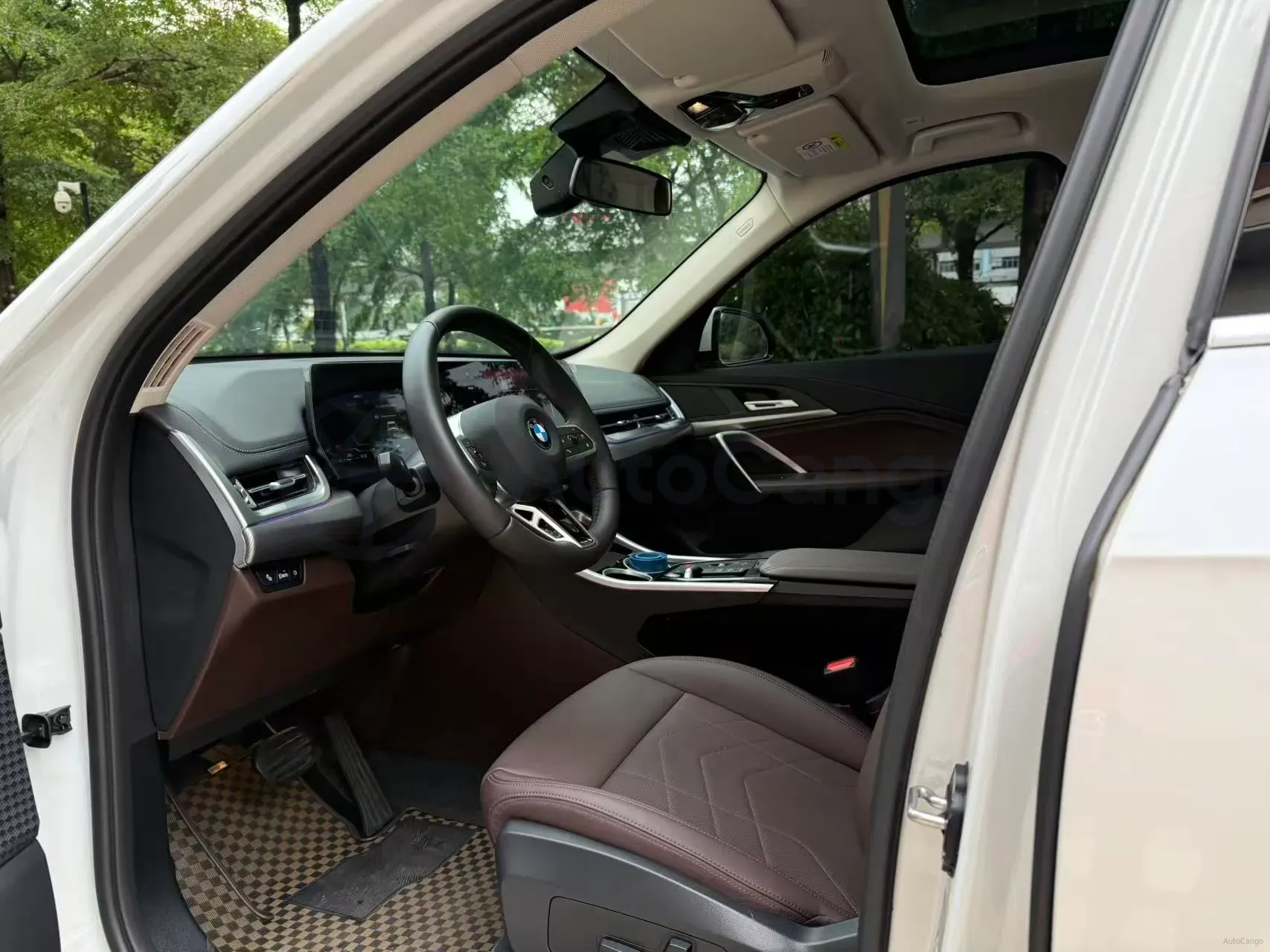 2025 BMW X1 2.0T 204HP L4 7DCT,autocango,china used car exporter,china ev exporter,chinese used car exporter,chinese used ev exporter