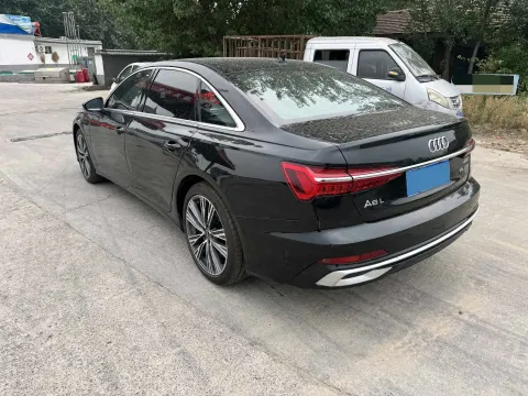 2025 Audi A6L 2.0T 245HP L4 7DCT