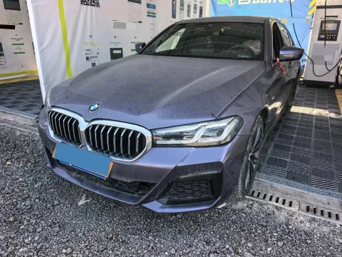 2021 BMW 5 SERIES,autocango,china used car exporter,china ev exporter,chinese used car exporter,chinese used ev exporter