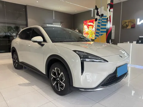 2026 BaoJun E6 BEV