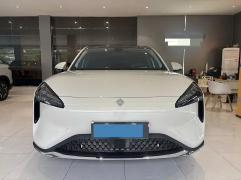 2026 BaoJun E6 BEV