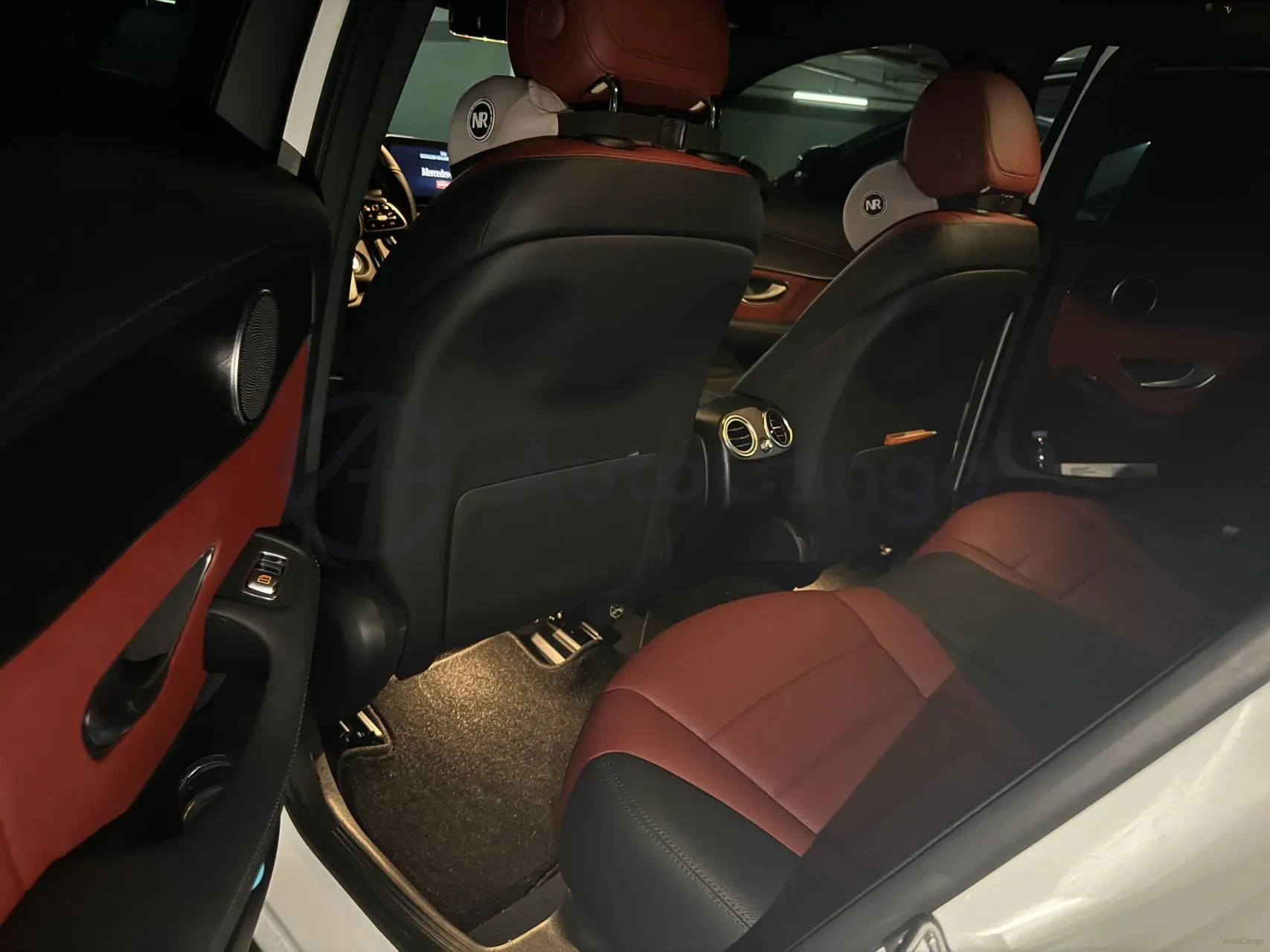 2021 Mercedes-Benz GLC Coupe 2.0T 258HP L4 9AT,autocango,china used car exporter,china ev exporter,chinese used car exporter,chinese used ev exporter