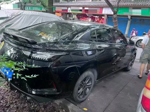 2023 DongFeng Aeolus YiXuan 1.5L 125HP L4 6DCT