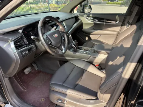 2021 Cadillac XT6 2.0T 237HP L4 9AT,autocango,china used car exporter,china ev exporter,chinese used car exporter,chinese used ev exporter