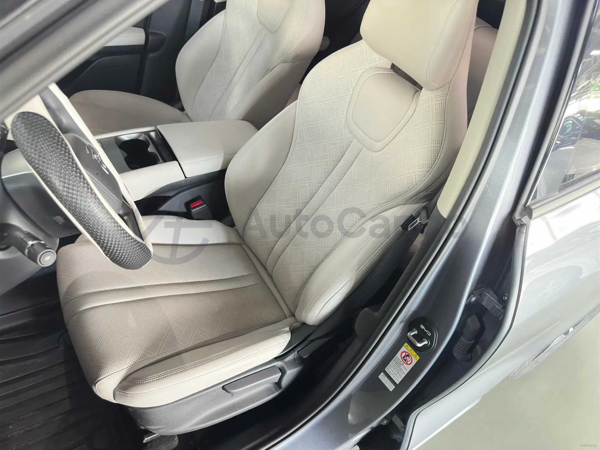 2024 BYD YuanUP BEV 45.12KWH,autocango,china used car exporter,china ev exporter,chinese used car exporter,chinese used ev exporter