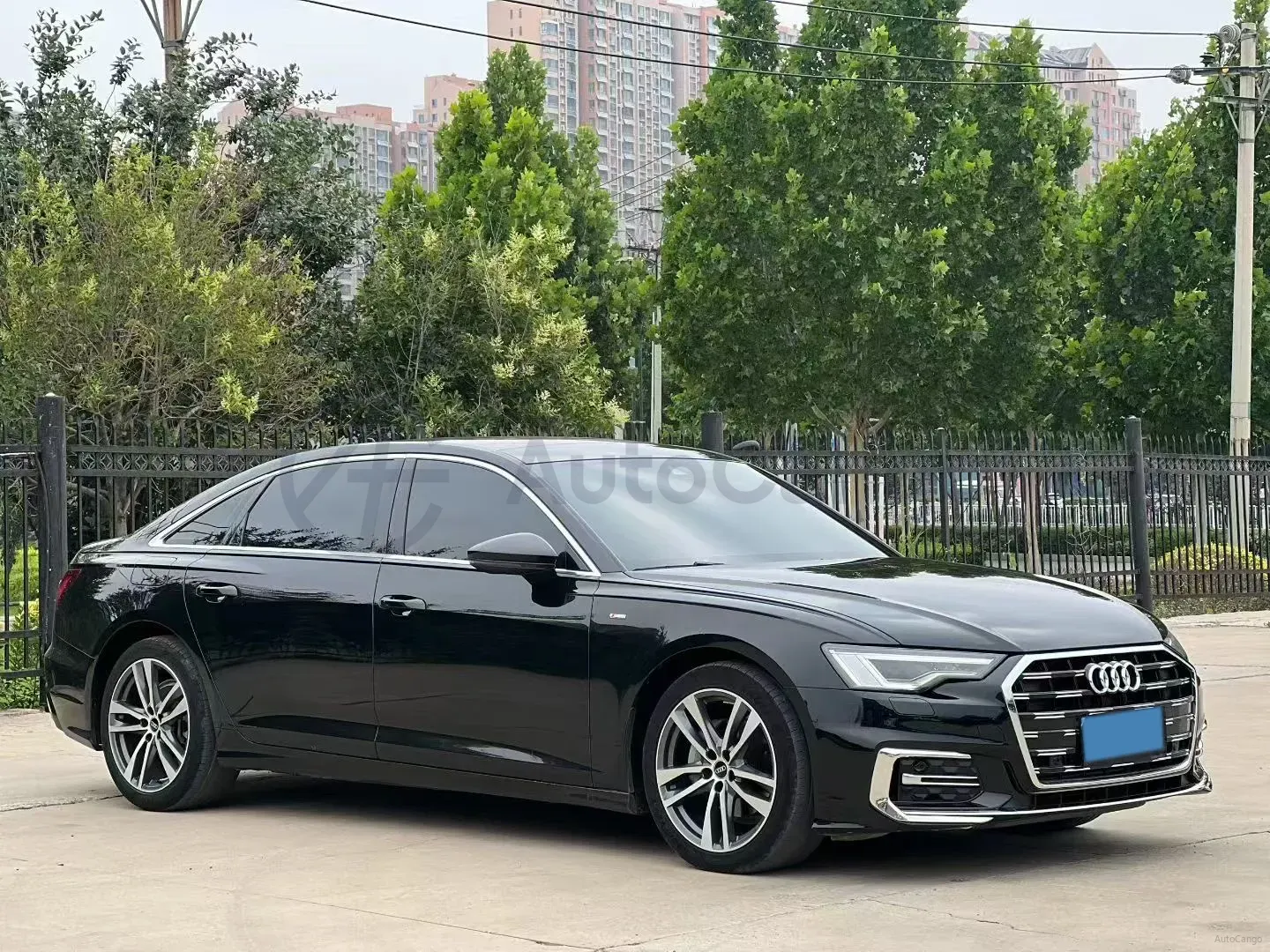2023 Audi A6L 2.0T 190HP L4 7DCT,autocango,china used car exporter,china ev exporter,chinese used car exporter,chinese used ev exporter