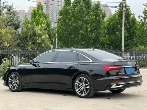 2023 Audi A6L 2.0T 190HP L4 7DCT