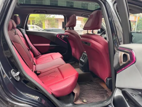 2025 BMW X3 2.0T 258HP L4 8AT