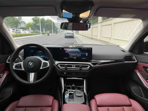 2024 BMW i3 BEV 70KWH