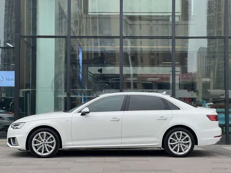 2019 Audi A4L 2.0T 190HP L4 7DCT,autocango,china used car exporter,china ev exporter,chinese used car exporter,chinese used ev exporter