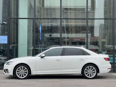 2019 Audi A4L 2.0T 190HP L4 7DCT