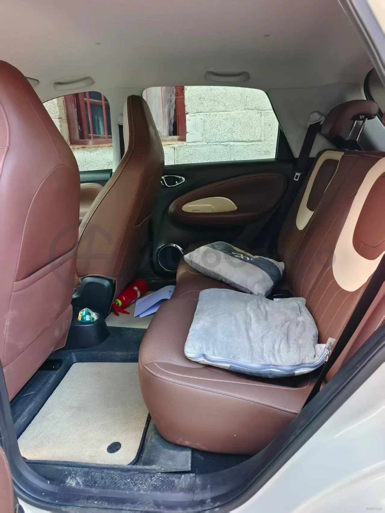 2023 WuLing BinGuo BEV 37.9KWH,autocango,china used car exporter,china ev exporter,chinese used car exporter,chinese used ev exporter
